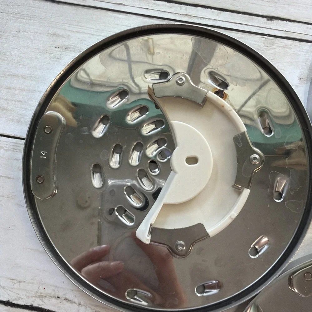 Cuisinart Food Processor dlc-7 Super Pro Parts Lot Stems Disc Blades